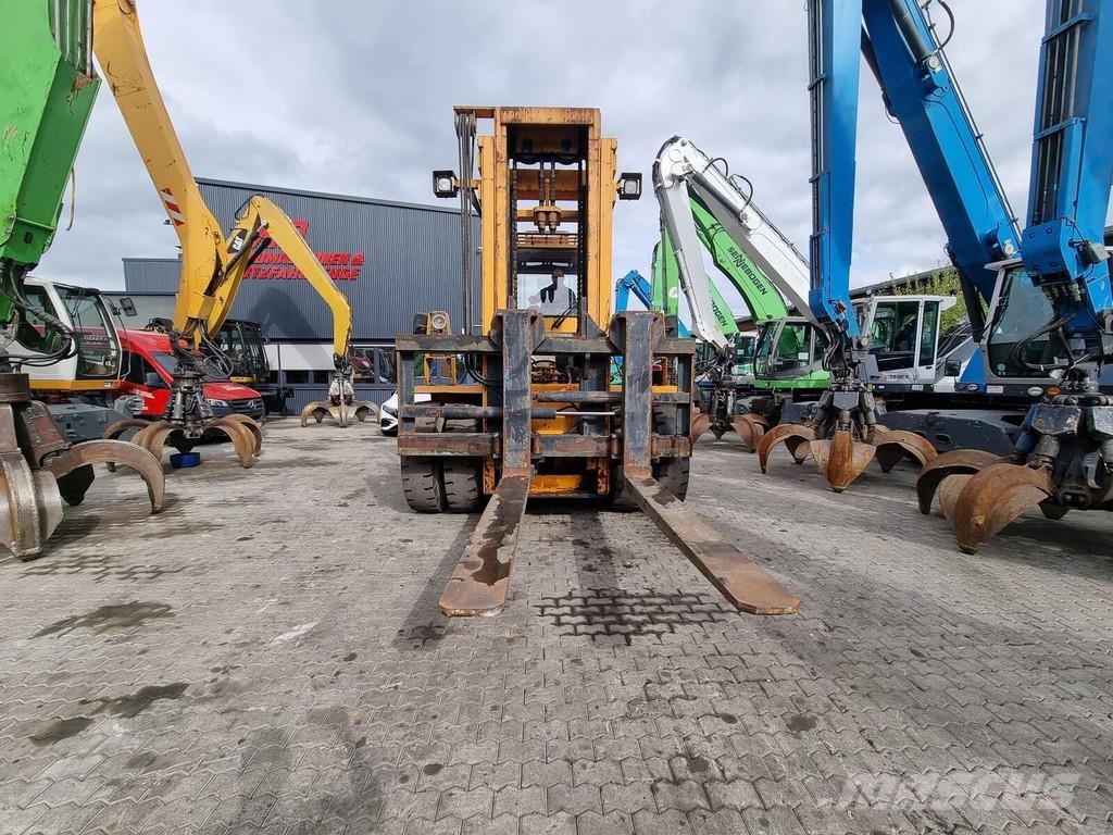 Svetruck 25-120 42 Montacargas para contenedores