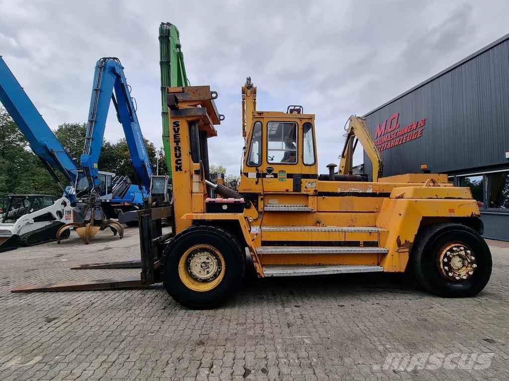 Svetruck 25-120 42 Montacargas para contenedores