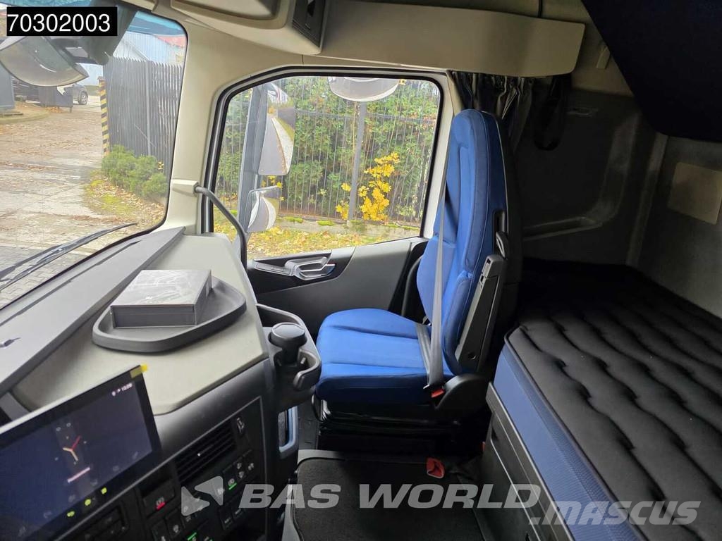 Volvo FH 500 6X2 NEW! Machine transporter Lift+steering Camiones de cama baja