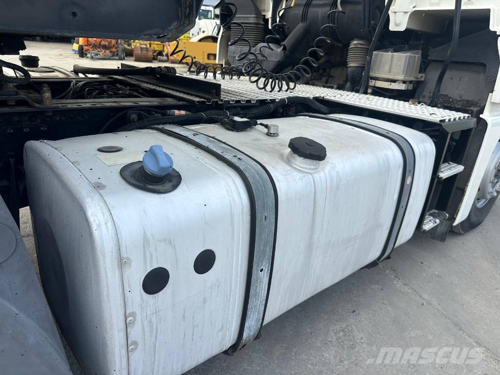MAN TGX 18.480 XLX Sanduk kamioni