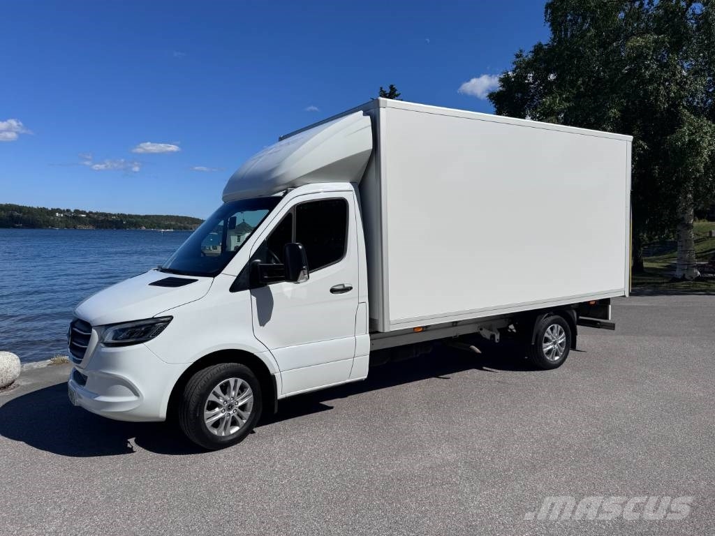 Mercedes-Benz Sprinter 317 CDI Bakwagens met gesloten opbouw