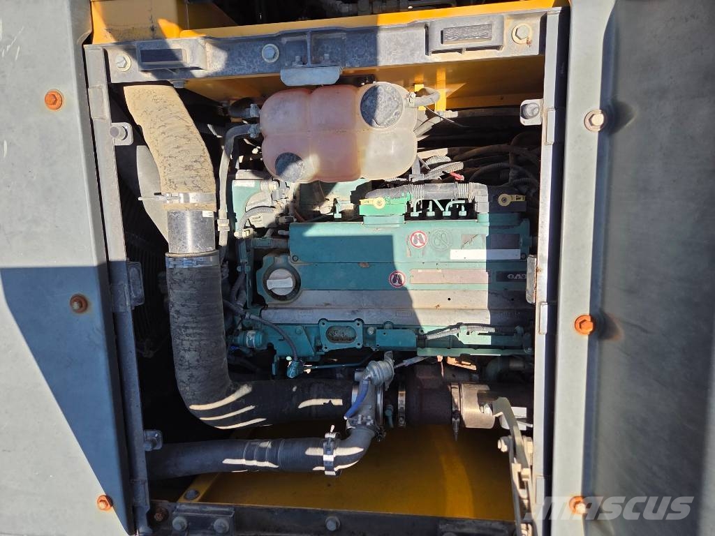 Volvo EC220EL Гусеничные экскаваторы