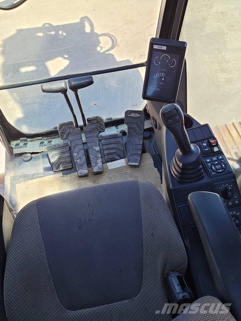 Volvo EC220EL Гусеничные экскаваторы
