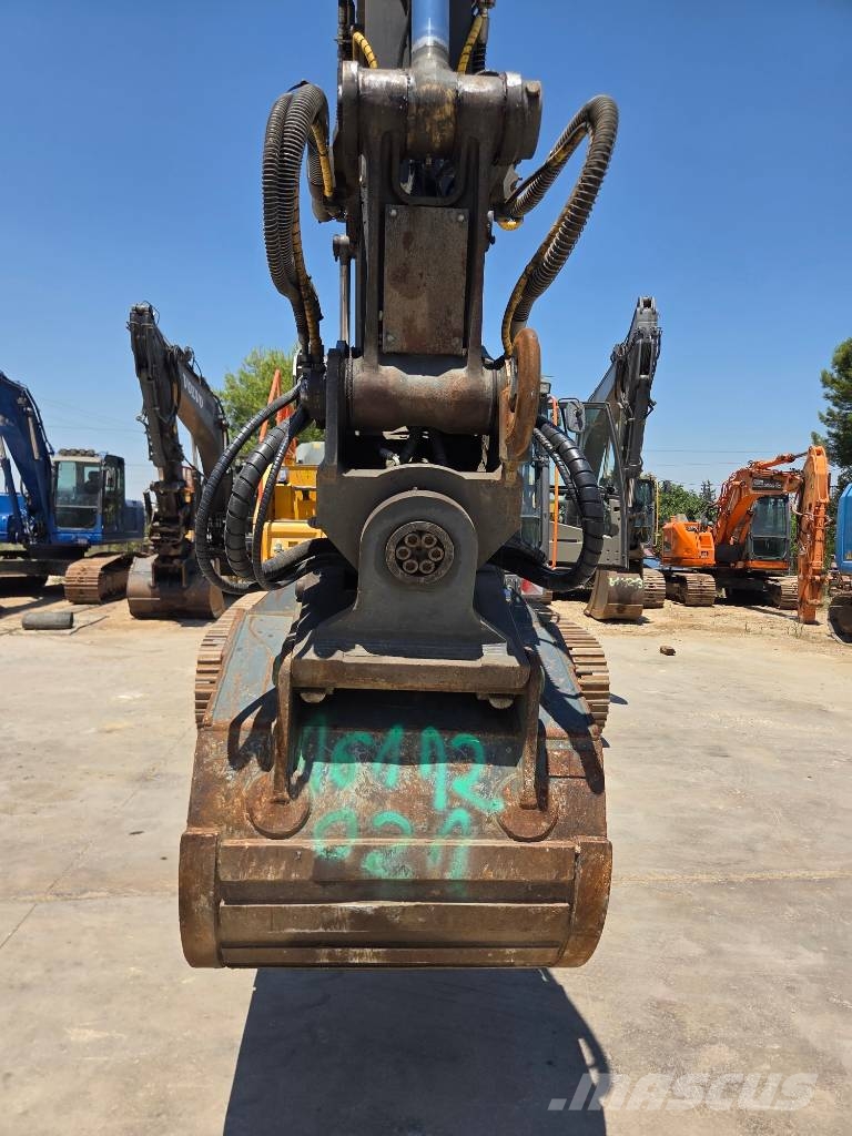 Volvo EC220EL Гусеничные экскаваторы