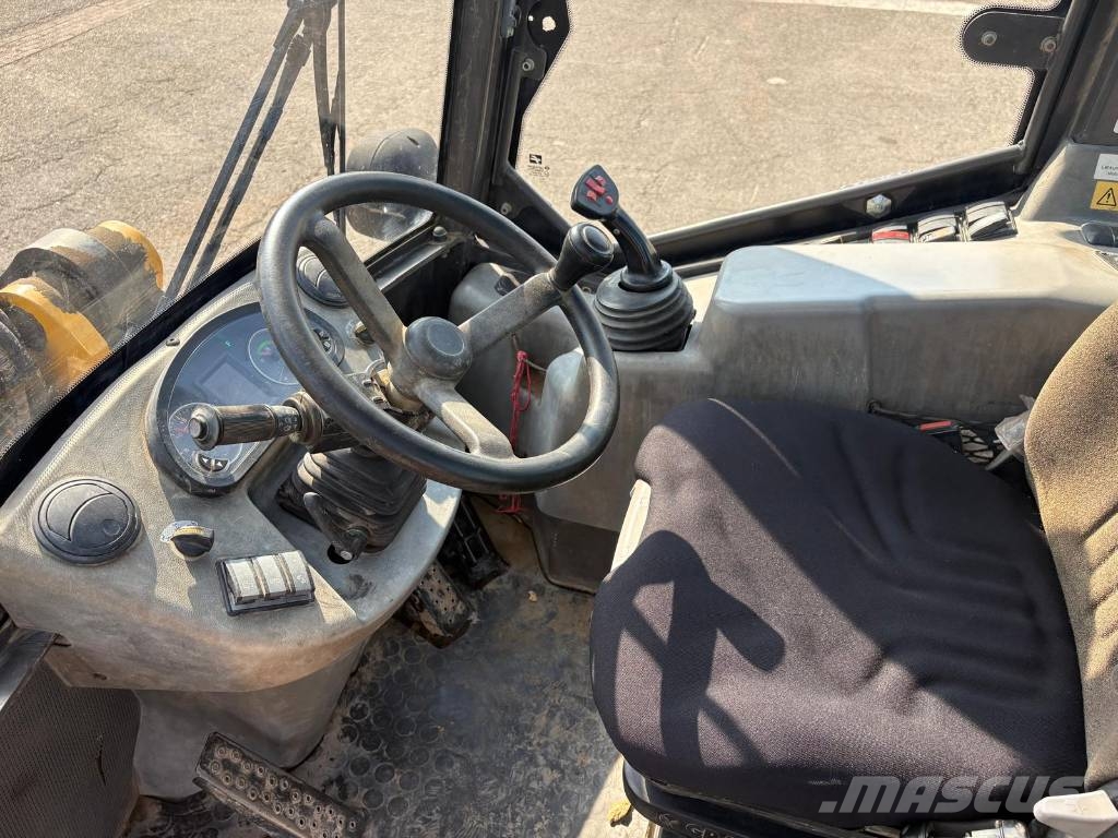 Mecalac Ahlmann AS 700 Cargadoras sobre ruedas