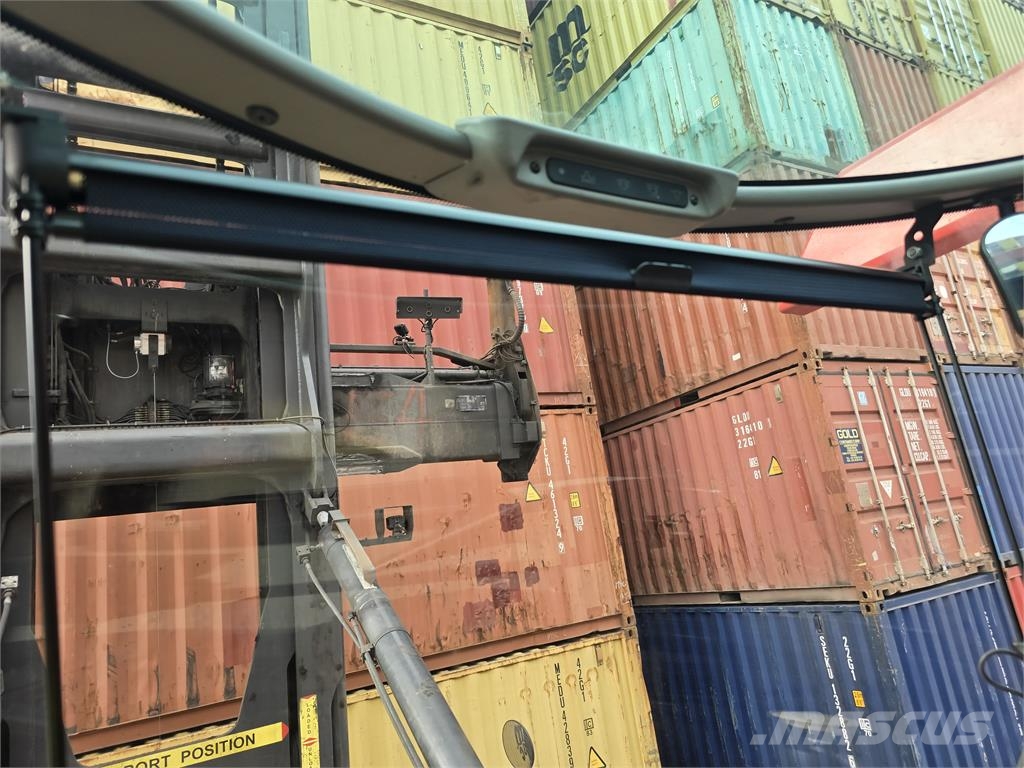 Kalmar DCG100-45ED7 コンテナハンドラー