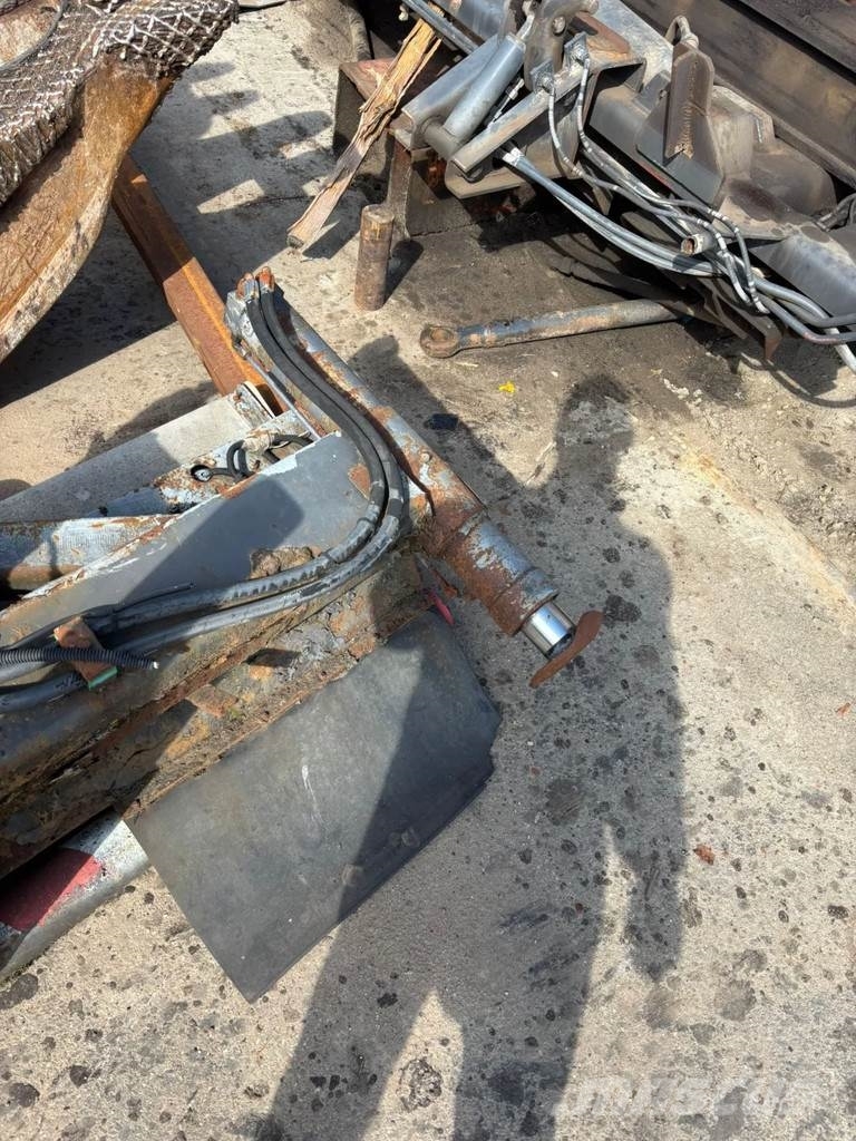 Hiab Steunpotenbalk sprij steunpoot 液压