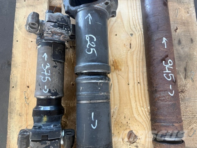 Astra ADT 30 C USED PARTS PALET محور العجلة