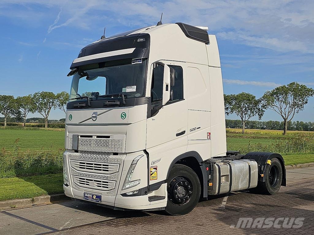 Volvo FH 500 XL I-SHIFT LED Low-Mileage Navi Tractor Units