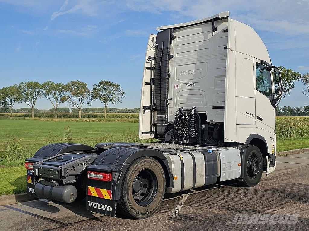 Volvo FH 500 XL I-SHIFT LED Low-Mileage Navi Tractor Units