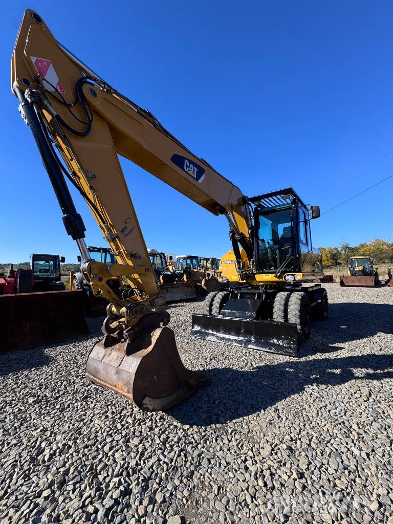 CAT M 318 D Wheeled excavators