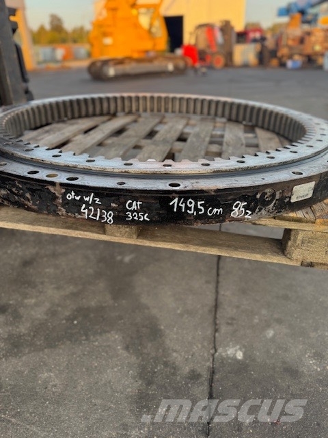 CAT 325 C Slewing Ring Коробка передач