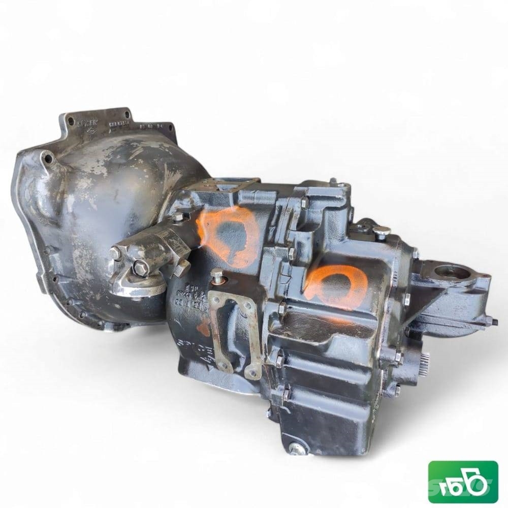 CAT 428B CKA66245 8E-7681 Manual Gearbox Коробка передач