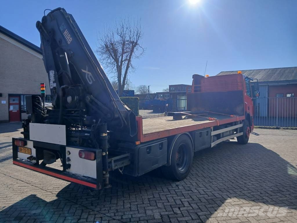 DAF AE65CC Hiab 122E-3 Platformas/kravas mašīnas ar vinču