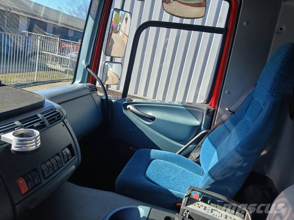 DAF AE65CC Hiab 122E-3 Platformas/kravas mašīnas ar vinču