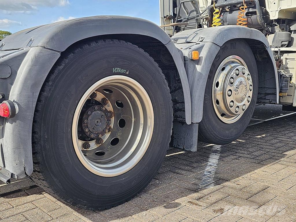 MAN 26.500 TGX 6x2/2 BLS Влекачи