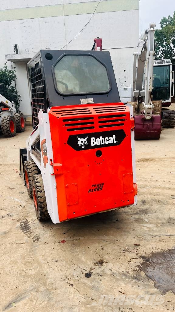 Bobcat S 70 Lietoti riteņu kompaktiekrāvēji