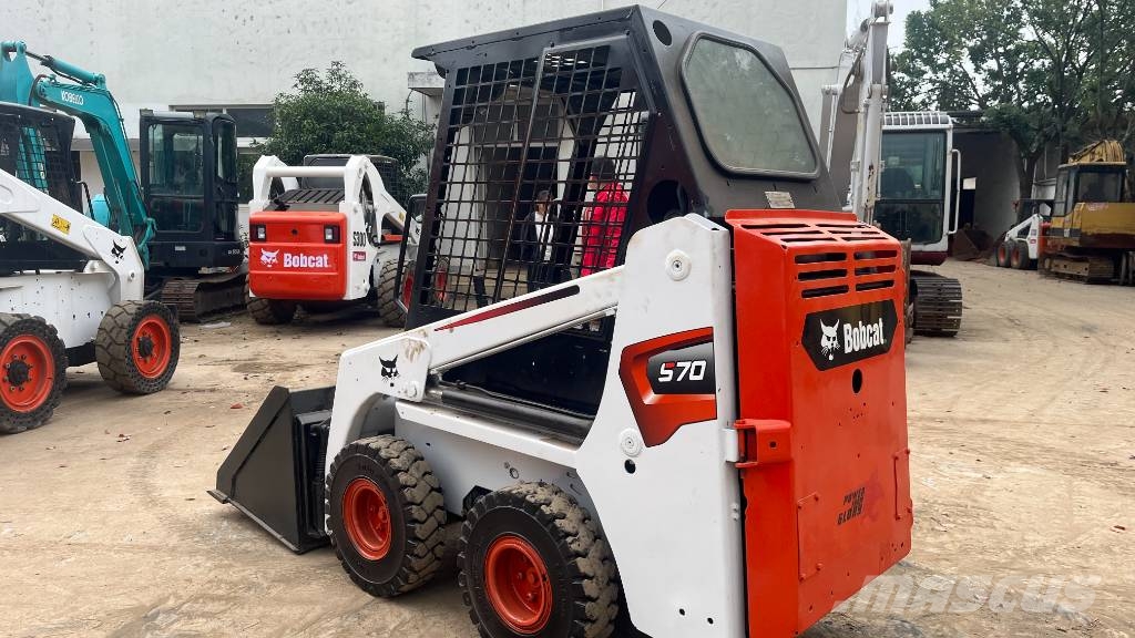 Bobcat S 70 Lietoti riteņu kompaktiekrāvēji