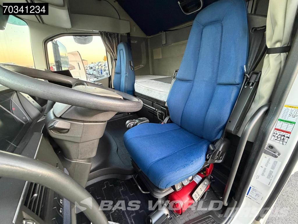 Volvo FH 460 4X2 XL Mega 2x Tanks I-ParkCool Sattelzugmaschinen