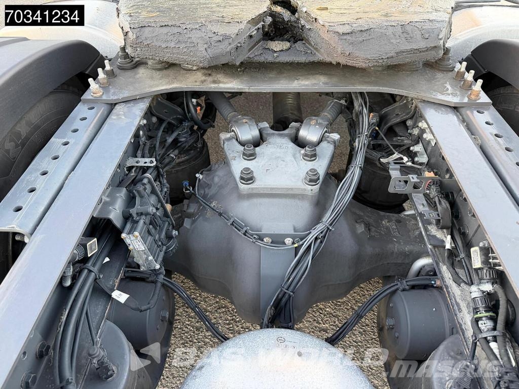Volvo FH 460 4X2 XL Mega 2x Tanks I-ParkCool Sattelzugmaschinen