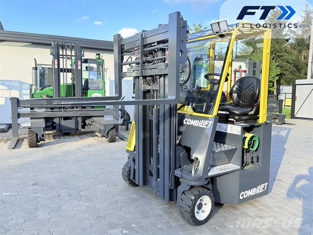 Combilift CB3000 | GAS | TRIPLEX 4900MM | HEATING FULL CABIN 4-way reach trucks