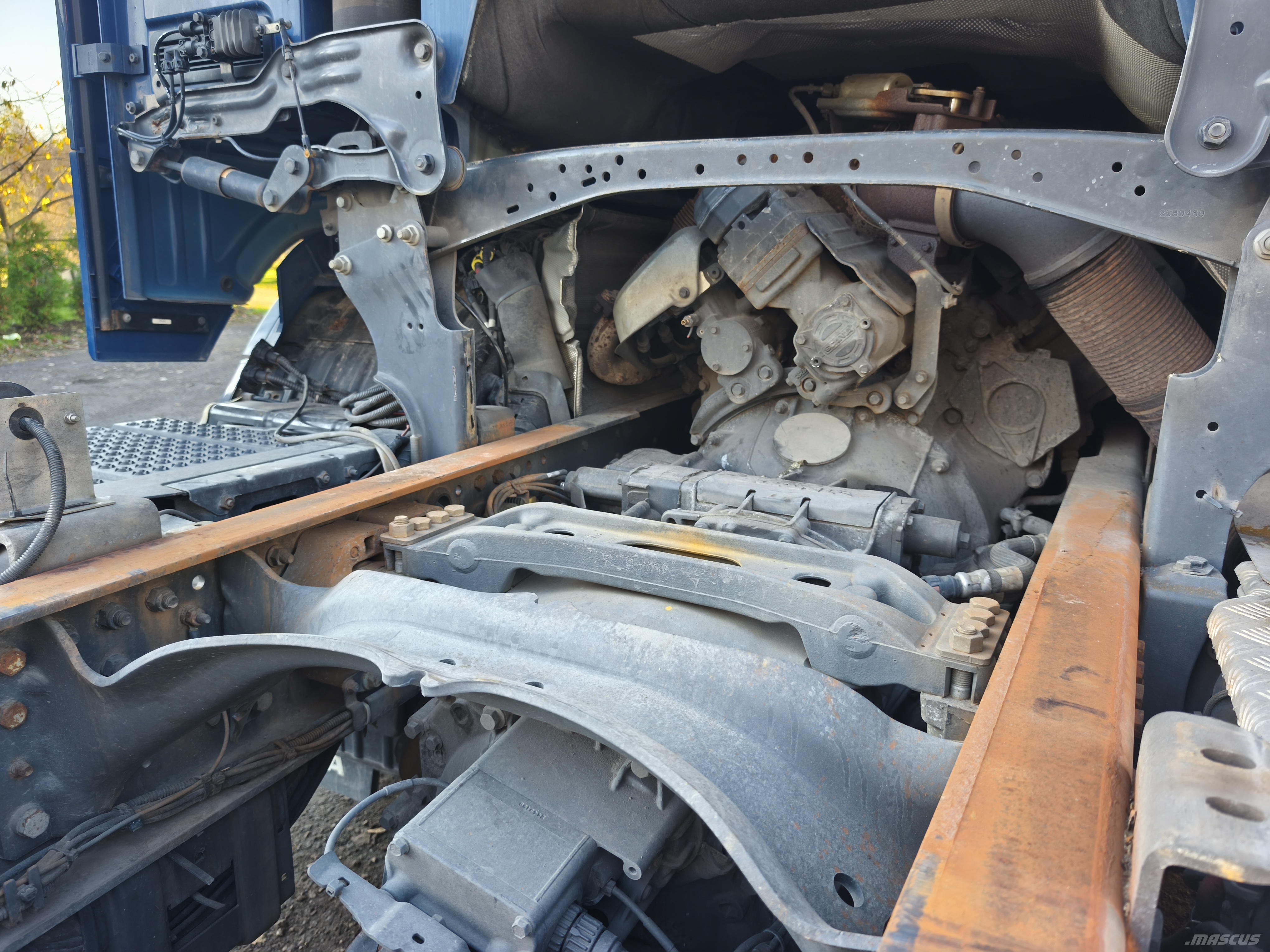 Scania R 520, V8 Chassis Cab trucks