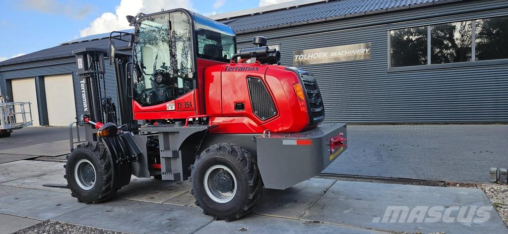 Wolf Terramax 35 heftruck Apvidus autokrāvējs
