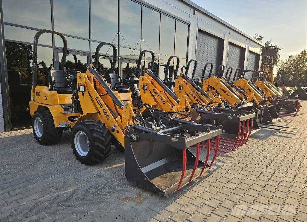  AGRIPRO 110 Ładowarka Teleskopowa Miniładowarka Ku 小型装载机