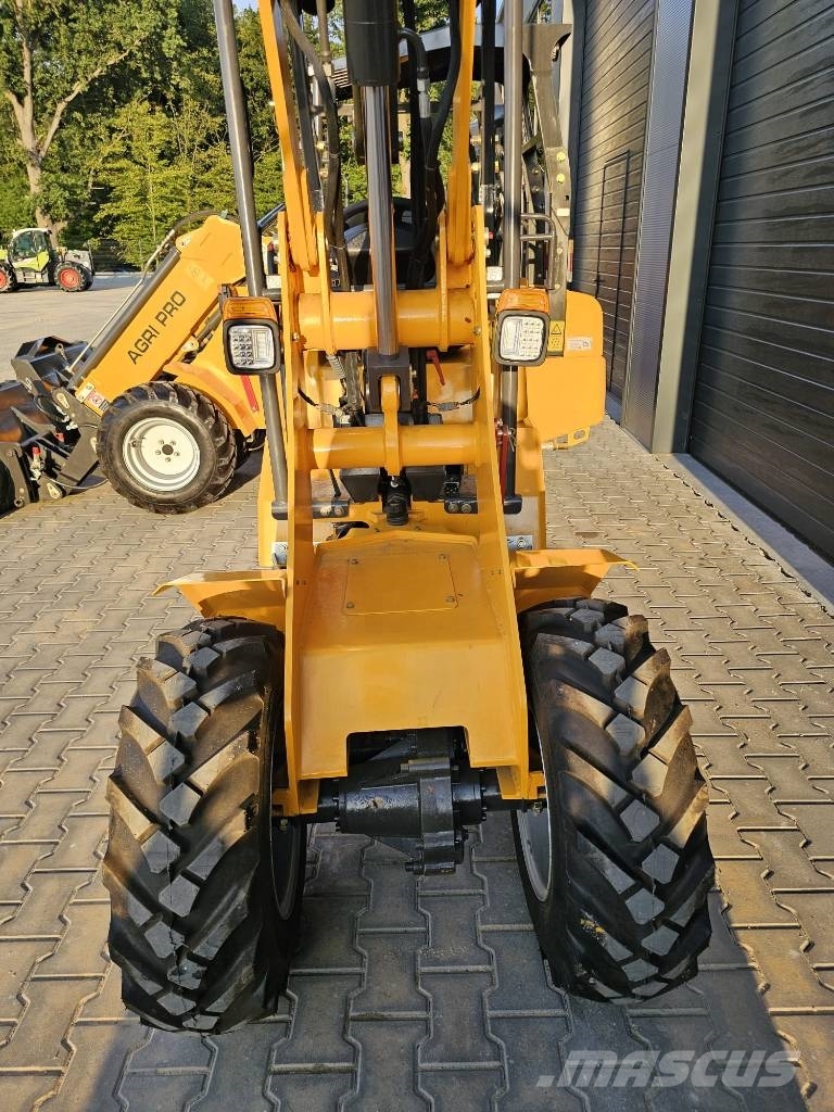  AGRIPRO 110 Ładowarka Teleskopowa Miniładowarka Ku 小型装载机