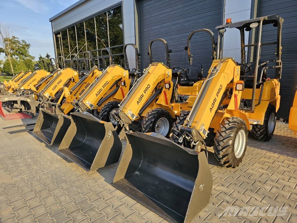  AGRIPRO 110 Ładowarka Teleskopowa Miniładowarka Ku 小型装载机