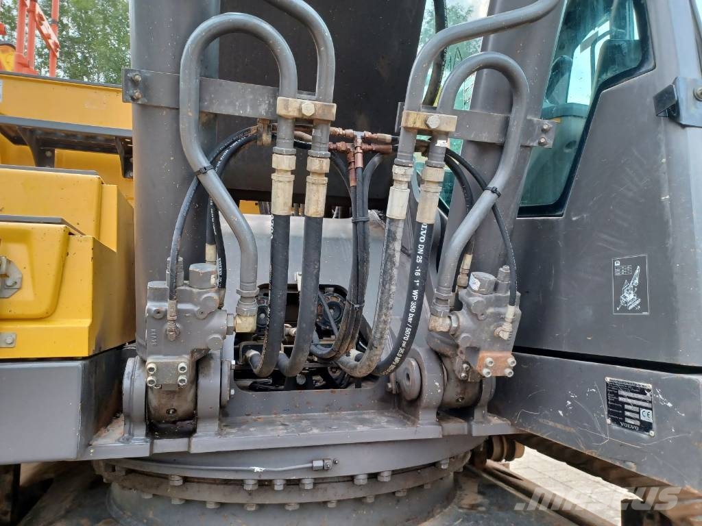 Volvo EC 300 EL 大型油圧ショベル12t以上(パワーショベル・ユンボ)
