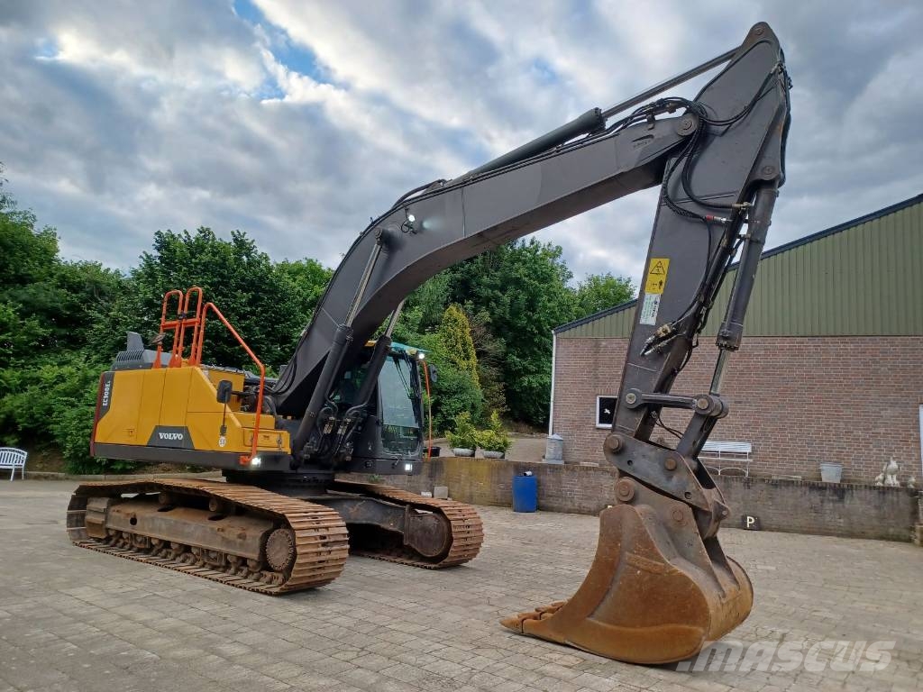 Volvo EC 300 EL 大型油圧ショベル12t以上(パワーショベル・ユンボ)