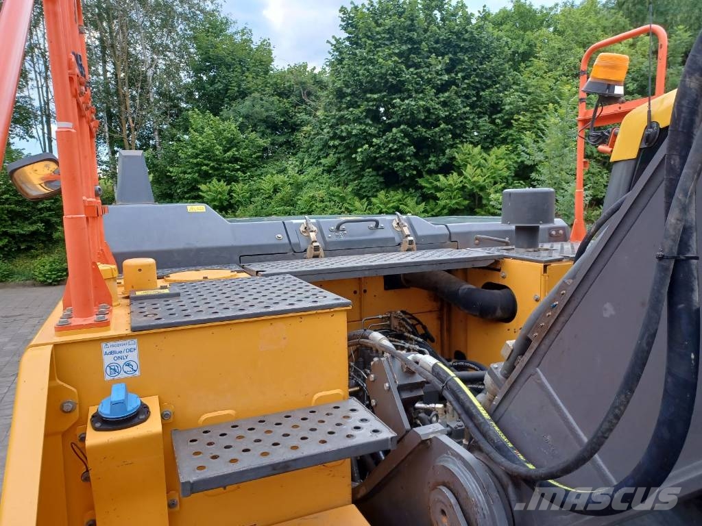 Volvo EC 300 EL 大型油圧ショベル12t以上(パワーショベル・ユンボ)
