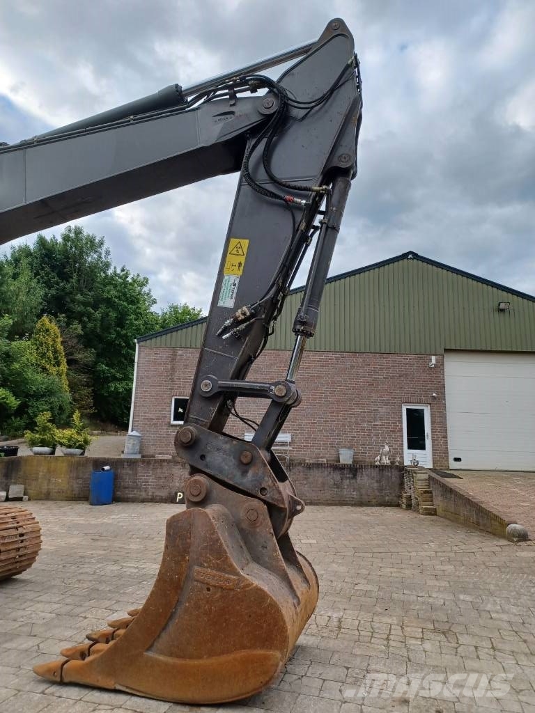 Volvo EC 300 EL 大型油圧ショベル12t以上(パワーショベル・ユンボ)
