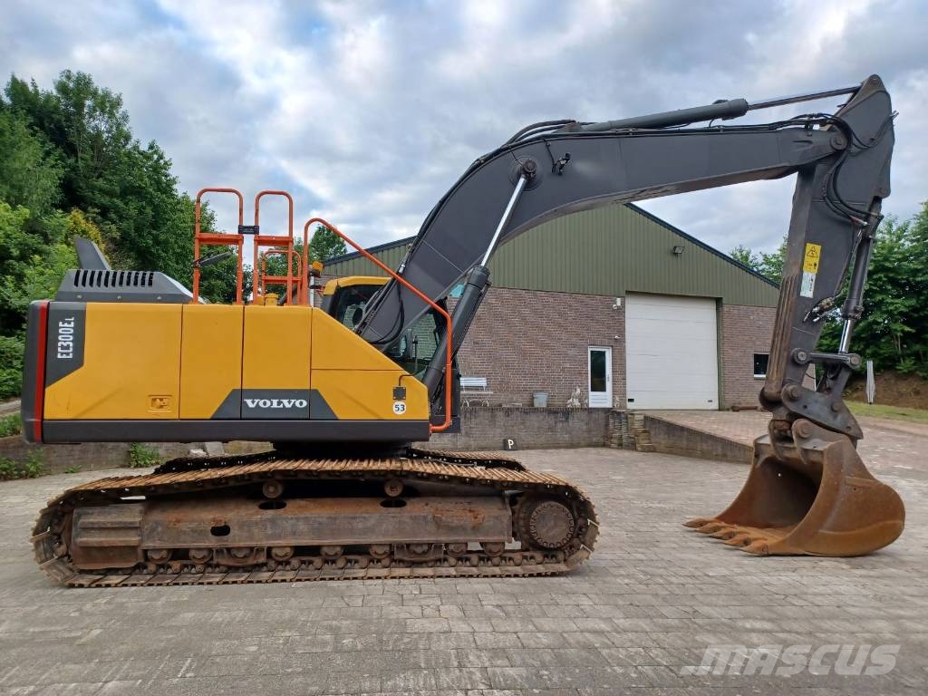 Volvo EC 300 EL 大型油圧ショベル12t以上(パワーショベル・ユンボ)