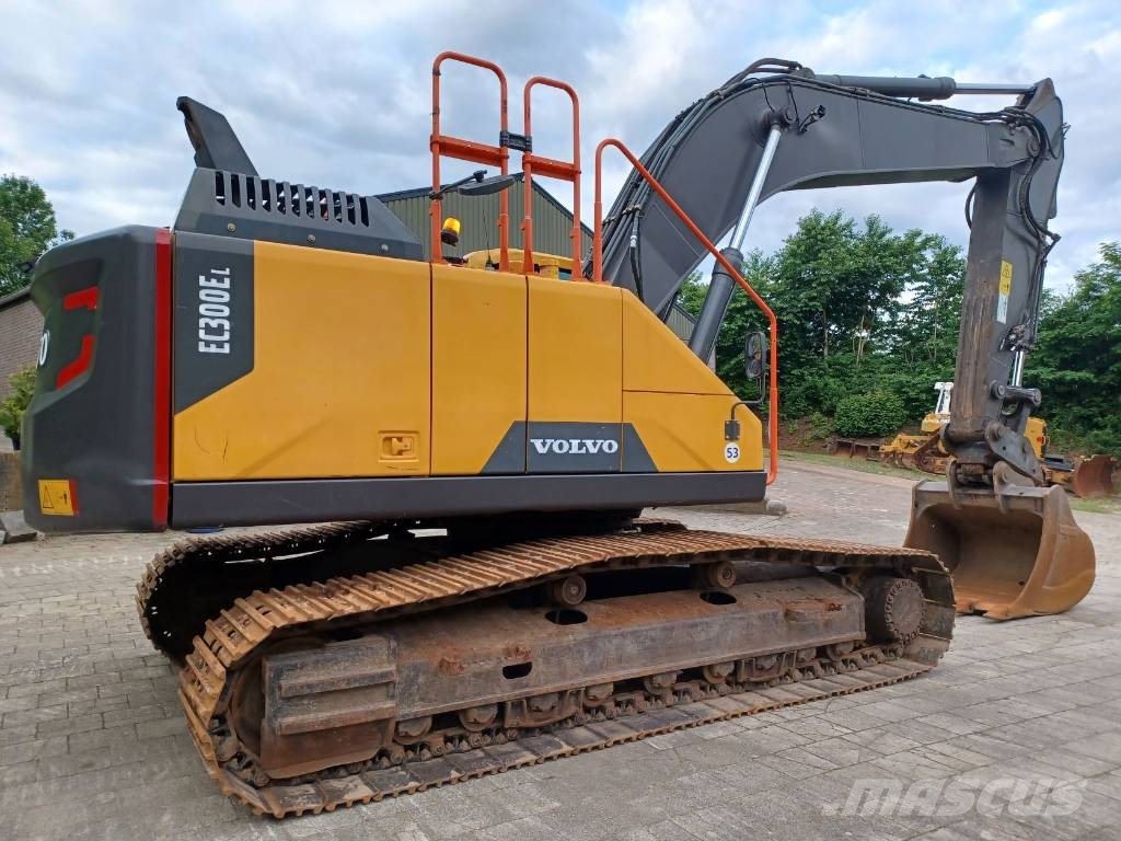 Volvo EC 300 EL 大型油圧ショベル12t以上(パワーショベル・ユンボ)