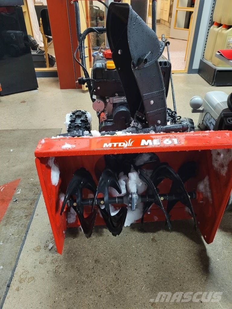 MTD SNÖSLUNGA Snow throwers