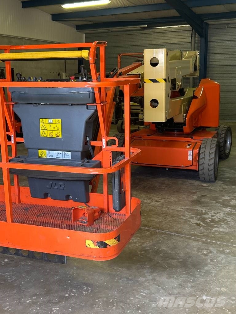 JLG E 450 AJ Körüklü personel platformları
