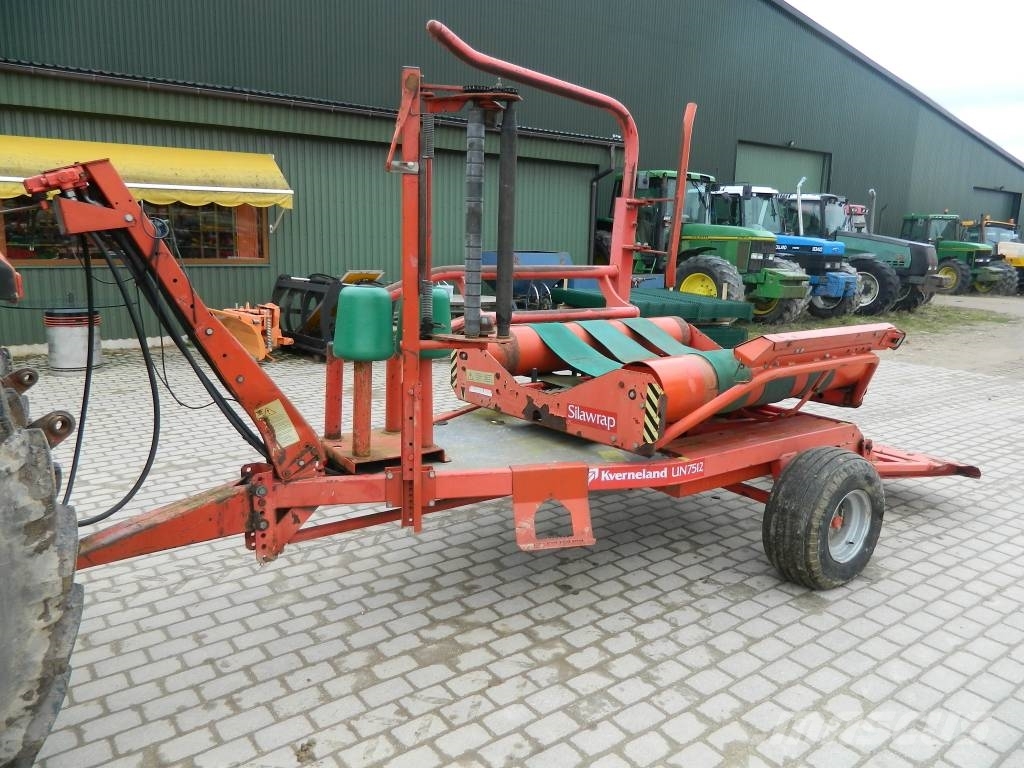 Kverneland UN7512 Envolvedoras