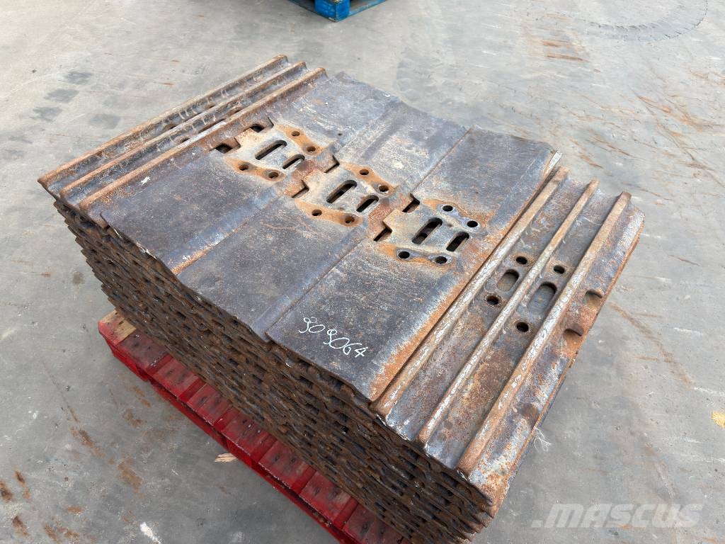 CAT 330C / 330D / 336D / 336E / 336F - 850 mm shoes T Други компоненти