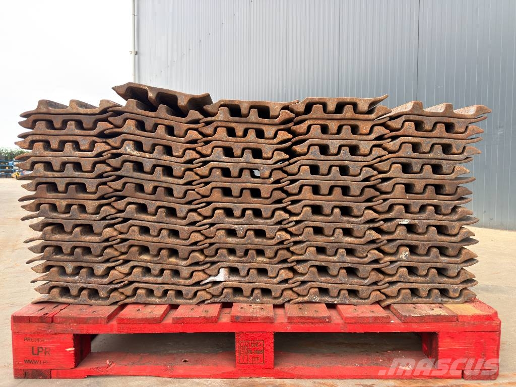 CAT 330C / 330D / 336D / 336E / 336F - 850 mm shoes T Други компоненти