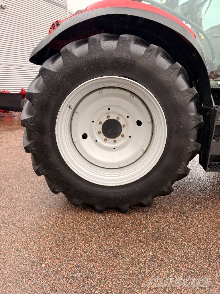 Case IH Maxxum 150 CVXDrive Traktori