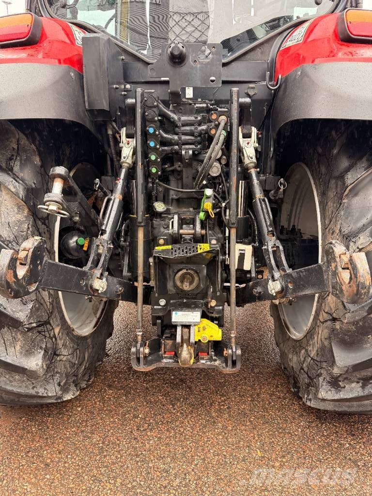 Case IH Maxxum 150 CVXDrive Traktori