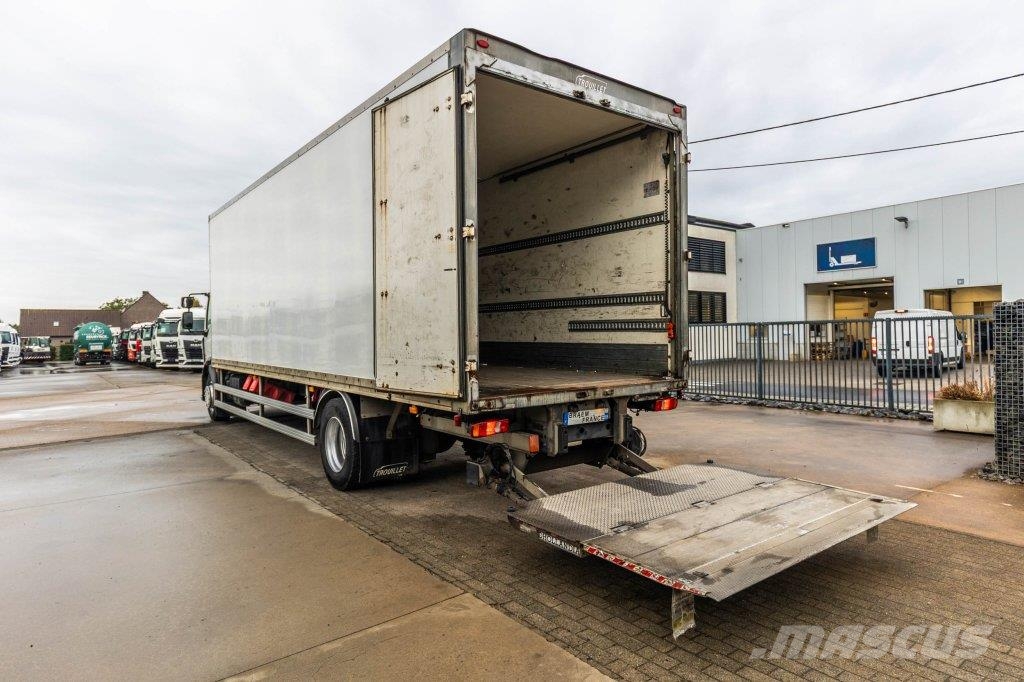 Renault D19 280 DTI+DHOLLANDIA 3T. Furgons