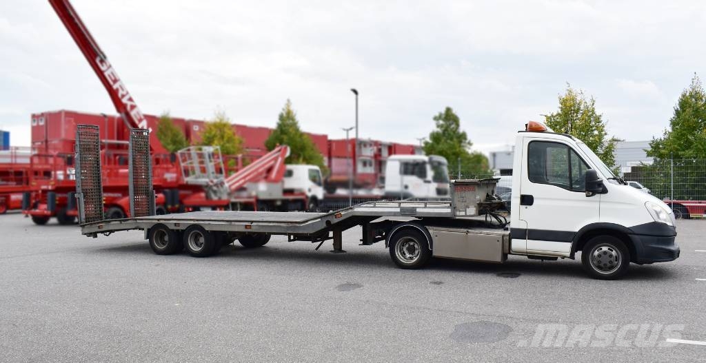 Iveco 35C17 + Veldhuizen Auflieger Vlačilci