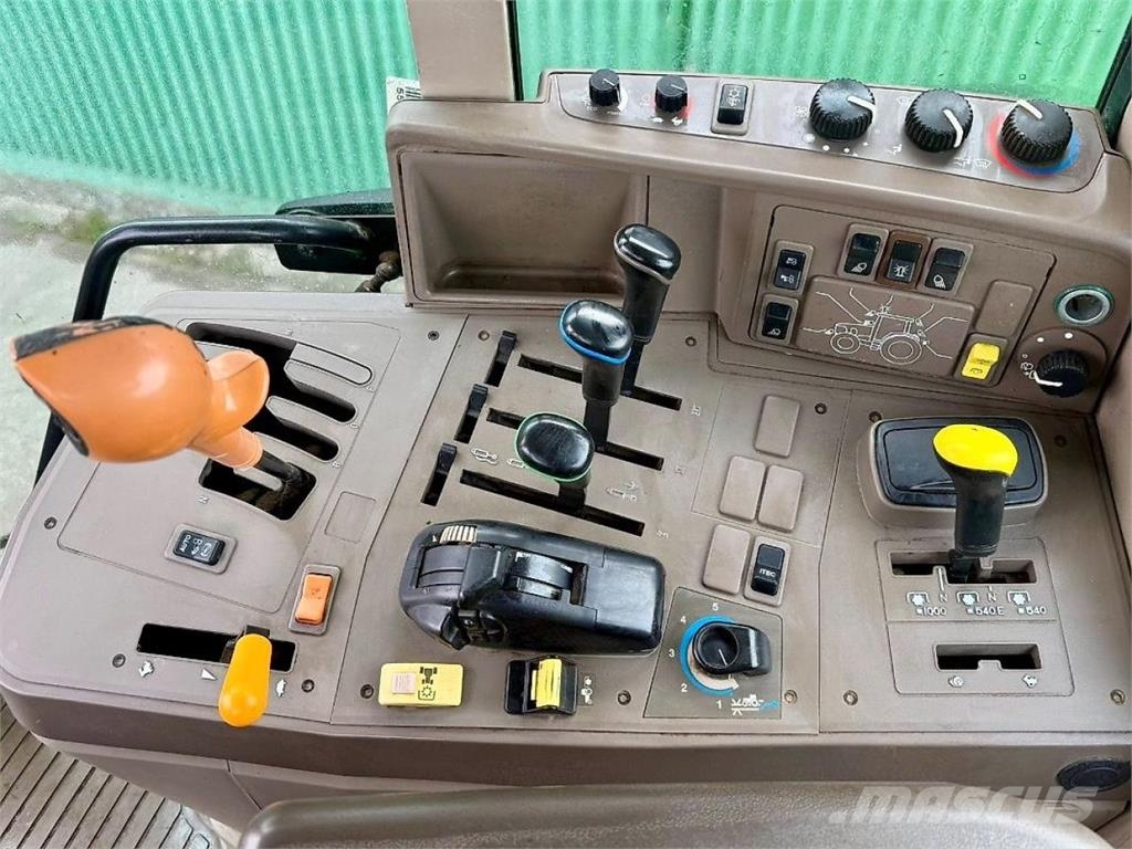 John Deere 6150M AutoQuad 曳引機