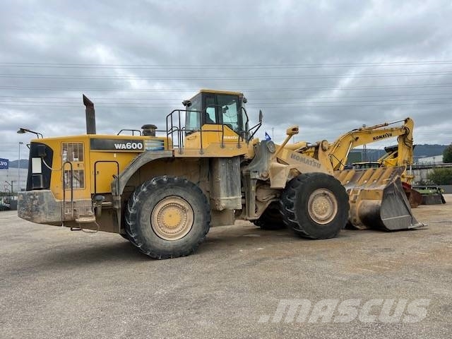 Komatsu WA 600-6 Hjullastare