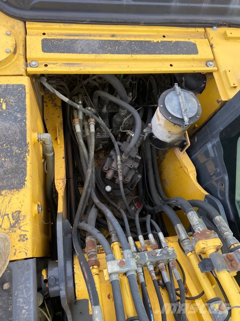 New Holland E245 Excavadoras de cadenas