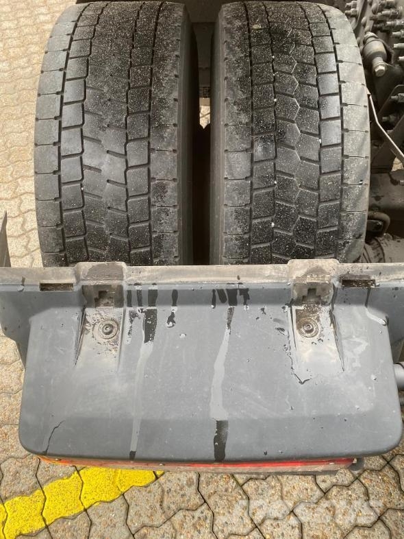 Volvo Vehicle Tractor 4x2 Standard Sadulveokid