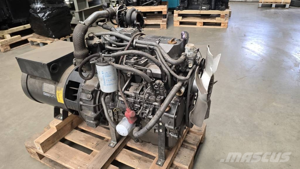 Yanmar 4TNV98-T Двигатели